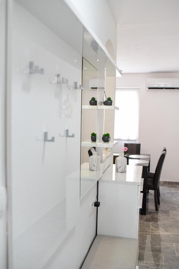 Appartement Biserka *